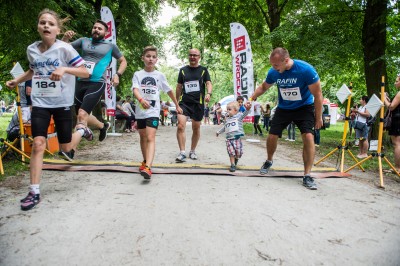 Rywalizacja rodzinnych duetów, czyli Bieg Rodzinny Radia Wrocław [FOTO] - 56