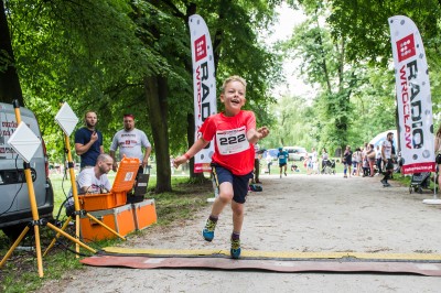Rywalizacja rodzinnych duetów, czyli Bieg Rodzinny Radia Wrocław [FOTO] - 59