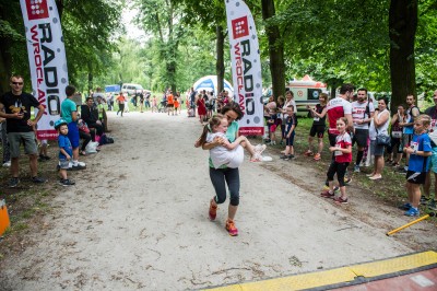 Rywalizacja rodzinnych duetów, czyli Bieg Rodzinny Radia Wrocław [FOTO] - 76