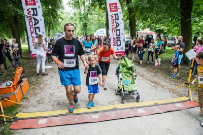 Rywalizacja rodzinnych duetów, czyli Bieg Rodzinny Radia Wrocław [FOTO] - 78