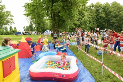 Rywalizacja rodzinnych duetów, czyli Bieg Rodzinny Radia Wrocław [FOTO] - 87