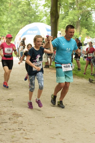 Rywalizacja rodzinnych duetów, czyli Bieg Rodzinny Radia Wrocław [FOTO] - 120