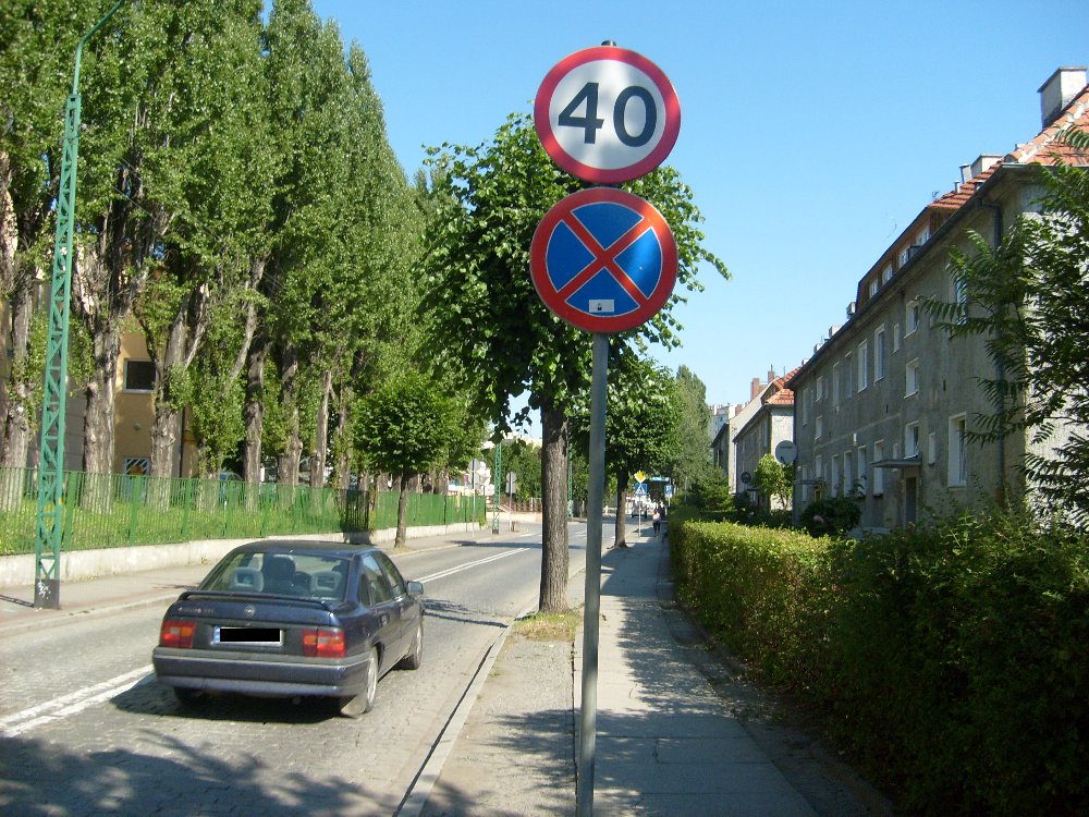 Ze świdnickich ulic znikną ograniczenia prędkości do 40 km (Posłuchaj) - 