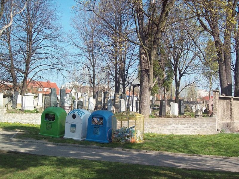 Stąd do historii: Cmentarz Żydowski w Kłodzku - fot. Wikipedia / Łukasz Kuchta