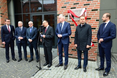 Centrum EIT+ własnością rządu [POSŁUCHAJ] - 0