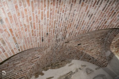 Piotrowice Świdnickie: Renesansowy zamek z fosą i samolot na strychu - 3