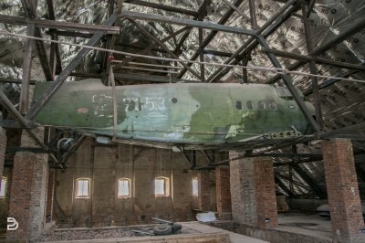 Piotrowice Świdnickie: Renesansowy zamek z fosą i samolot na strychu - 6