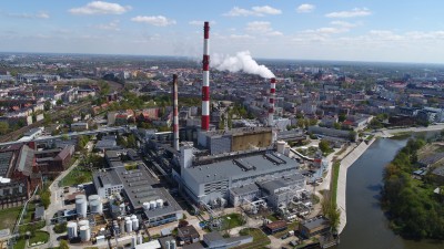 Rozbiórka 120-metrowego komina elektrociepłowni we Wrocławiu [FOTO] - 18