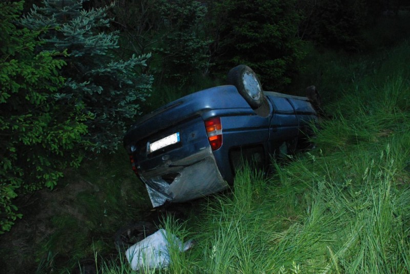 Po narkotykach i bez prawa jazdy uciekał samochodem z kobietą w ciąży [FOTO] - fot. dolnośląska policja