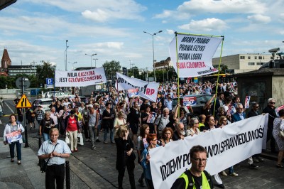 Około 200 osób wzięło udział w marszu milczenia we Wrocławiu - 2