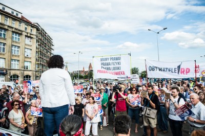 Około 200 osób wzięło udział w marszu milczenia we Wrocławiu - 6