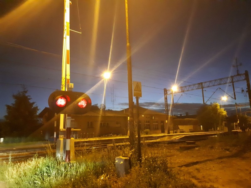 Uszkodzone rogatki we Wrocławiu. PKP PLK wyjaśnia [ZDJĘCIA] - fot. słuchacza