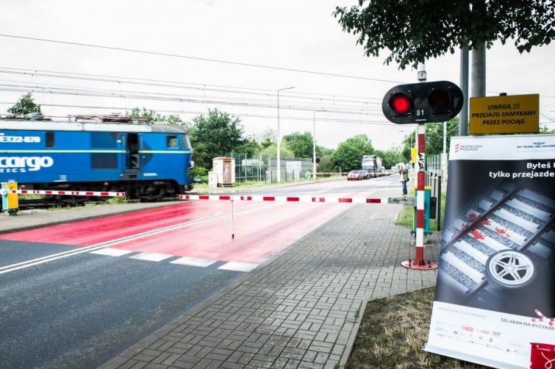 "Bezpieczny przejazd" we Wrocławiu - FOT: Andrzej Owczarek
