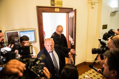 Co z wyrokiem za spalenie kukły Żyda? Więzienie znów odroczone - 1