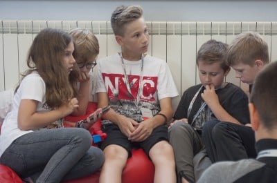 Wakacje w Radiu Wrocław. Kolejni młodzi dziennikarze z dyplomami [FOTO, WIEDO] - 1