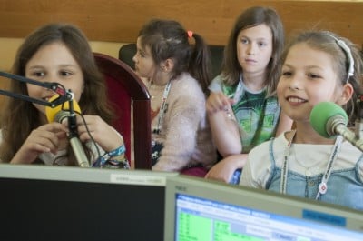 Wakacje w Radiu Wrocław. Kolejni młodzi dziennikarze z dyplomami [FOTO, WIEDO] - 4
