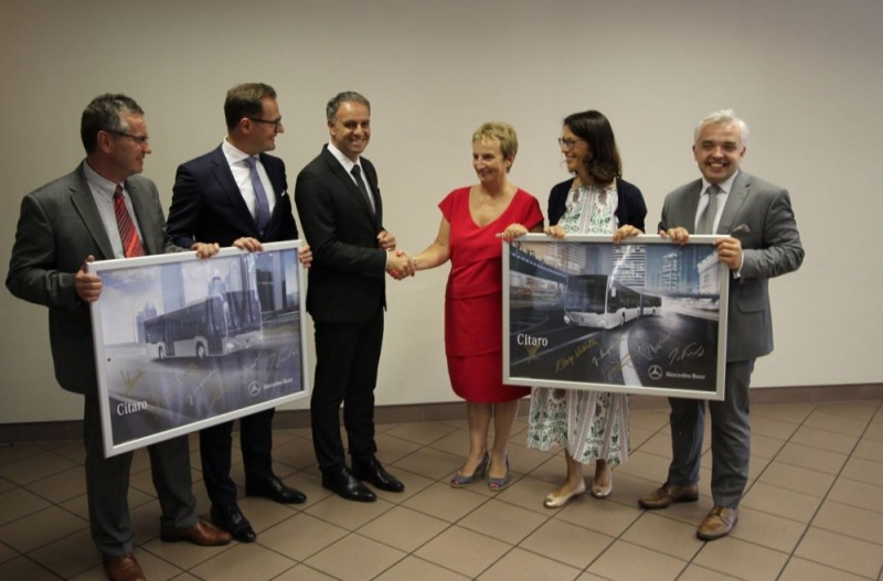 Wrocław: MPK podpisało dziś umowę na dzierżawę 60 nowych nowych autobusów - fot. materiały prasowe