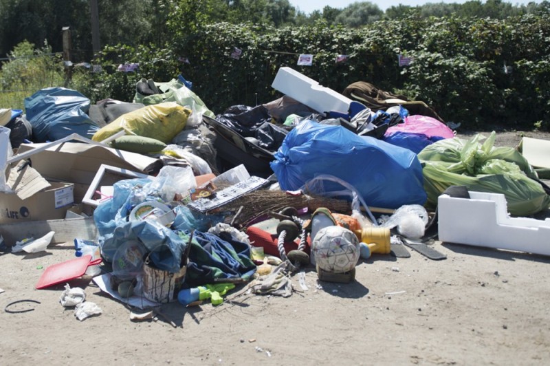 W Jeleniej Górze przybywa śmieci. To przez obcokrajowców? - fot. Andrzej Owczarek /zdjęcie ilustracyjne