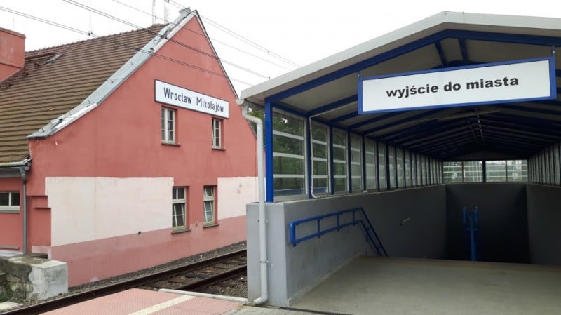 Winda dla niepełnosprawnych? Tylko na telefon. I to za godzinę... - 