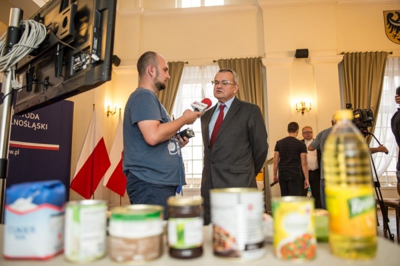 70 tysięcy Dolnoślązaków dostało paczki żywnościowe - zdjęcia: Andrzej Owczarek