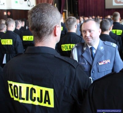 75 nowych policjantów przyjęto w szeregi mundurowych [GALERIA] - 7