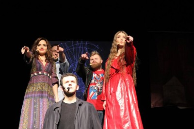 Słynny niebieski prochowiec - niezapomniane ballady Leonarda Cohena - 2