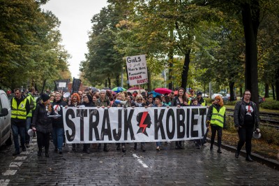 Wrocław: Protest Ogólnopolskiego Strajku Kobiet [ZDJĘCIA] - 6