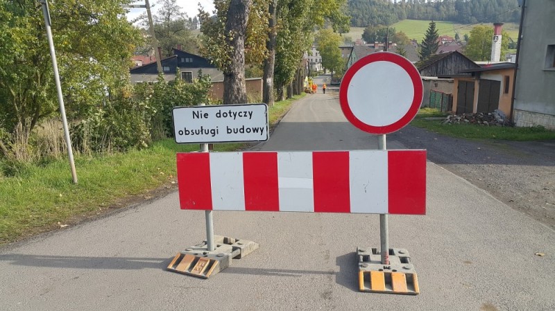 Remont ważnej drogi w Czarnym Borze -
