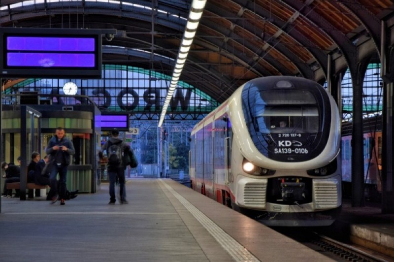 Koleje Dolnośląskie: Pojawią się nowe pociągi i połączenia - zdjęcie ilustracyjne; fot. mat. prasowe