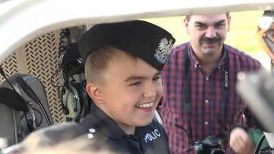 Radość dziecka cenniejsza niż wszystko. Policjanci spełnili marzenie 11-letniego Kacpra [FOTO, WIDEO] - 3