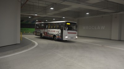 WROCŁAW: Co słychać na nowym dworcu autobusowym? Trzaski i szumy... [WIDEO] - 1