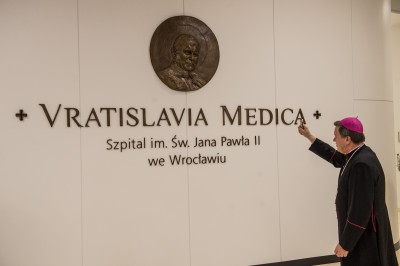 Wrocław: Oto nowy szpital. Z basenem i salami gimnastycznymi [ZDJĘCIA] - 16