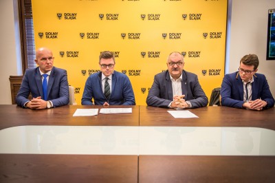 Dolnośląscy społecznicy ruszyli po Małe Granty - 1