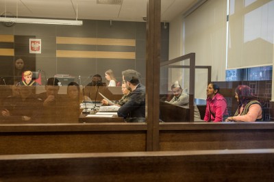 Sąd zawiesił rozprawę dotyczącą eksmisji Romów z wrocławskiego koczowiska - 0