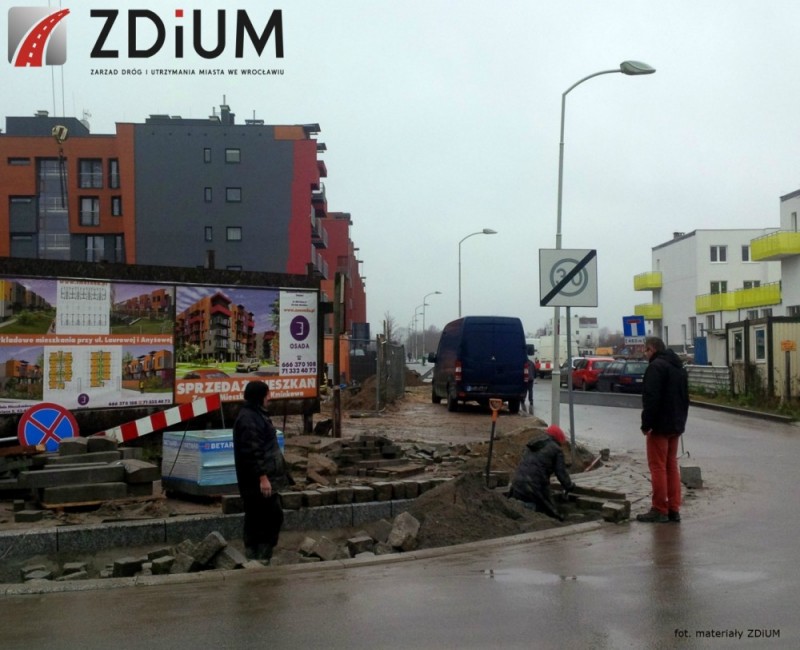 Wrocław: opóźnienia przy budowie pętli autobusowej na Lipie Piotrowskiej - 