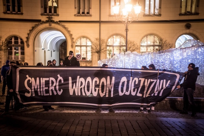 Manifestacja na wrocławskim Rynku w rocznicę stanu wojennego [ZOBACZ] - fot. Andrzej Owczarek
