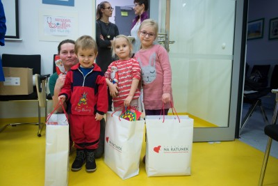 Dzieci z wrocławskiej kliniki Przylądek Nadziei obdarowane prezentami - 5