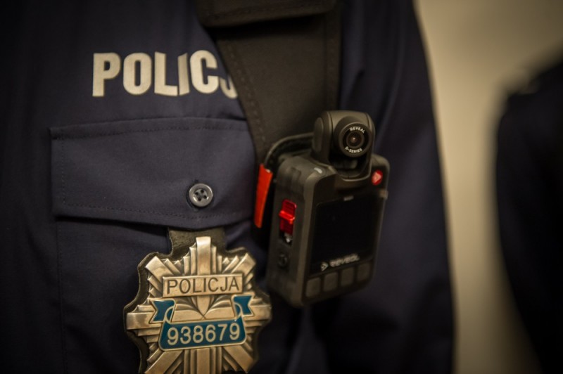 Dolny Śląsk: Nowoczesne kamery na mundurach policjantów - 