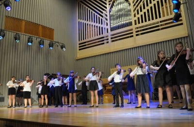 Wrocław: Młodzi muzycy zagrali jubileuszowy Koncert Noworoczny - 1