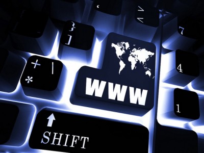 Dziś obchodzimy Dzień Bezpiecznego Internetu. Jak być bezpiecznym w sieci?