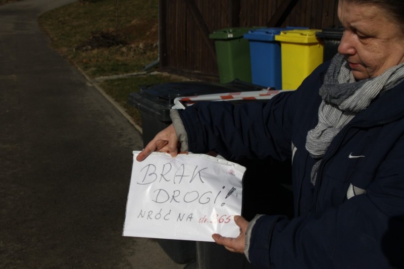Dziwiszów: Niebezpieczna droga  - 