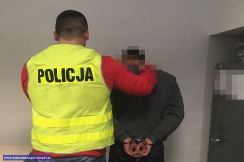 Wrocław: Areszt za udział w napadzie rabunkowym -