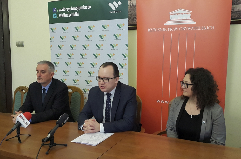 Wałbrzych: Po kilku latach przerwy wraca punkt Rzecznika Praw Obywatelskich - fot. Bartosz Szarafin