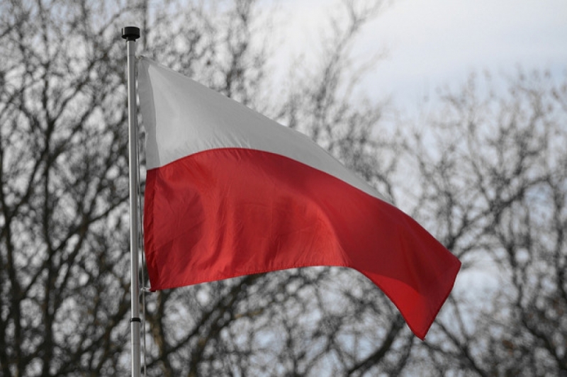 Skazany za deptanie flagi Polski - zdjęcie ilustracyjne: włodi/flickr.com (Creative Commons)