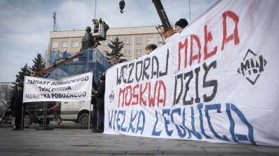 Nie ma już Pomnika Wdzięczności dla Armii Radzieckiej na legnickim Placu Słowiańskim [FOTO, WIDEO] - 2