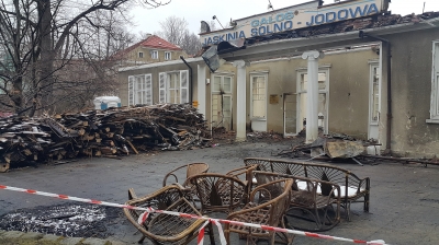 Wciąż nie wiadomo, co było przyczyną pożaru w uzdrowisku. Trwają przesłuchania - 1