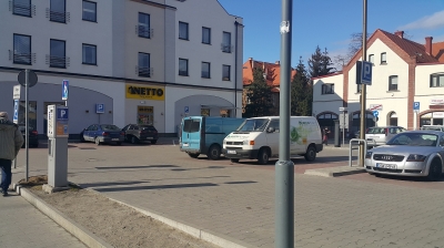Chciał być uczciwy, kupił bilet parkingowy. Dostał 95 zł kary - 1
