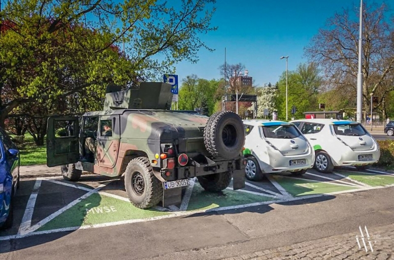 Zdjęcie dnia: "Gdy pojęcie samochodu elektrycznego nabiera nowego znaczenia" - (fot. Miejsca we Wrocławiu)