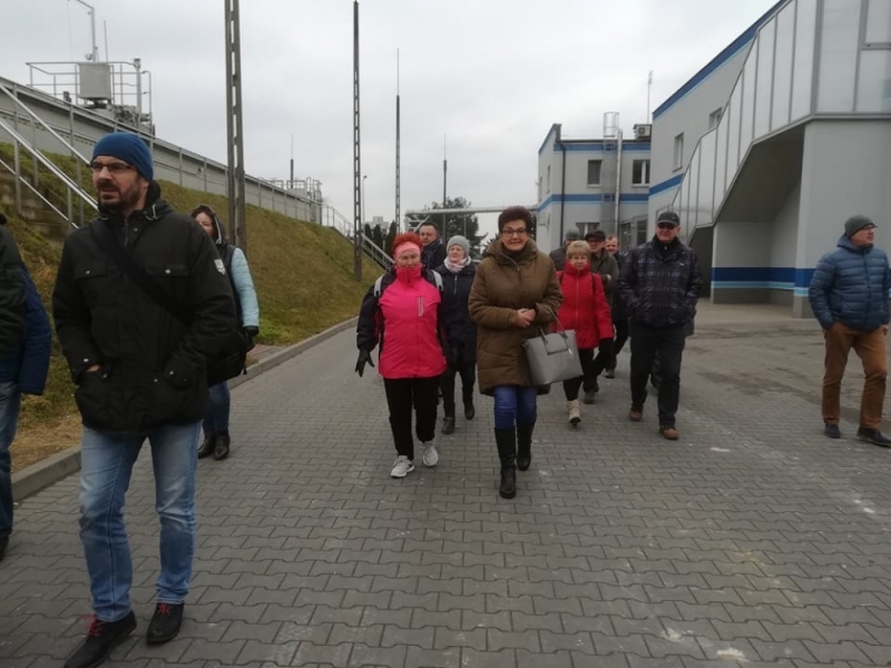 Mysłakowice: Budowa zakładu przeróbki osadów ściekowych pod znakiem zapytania - Mieszkańcy wizytowali podobny zakład w Gordzisku; fot. archiwum radiowroclaw.pl