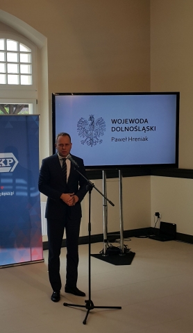 Dworzec w Żarowie już po modernizacji [ZOBACZ] - 0
